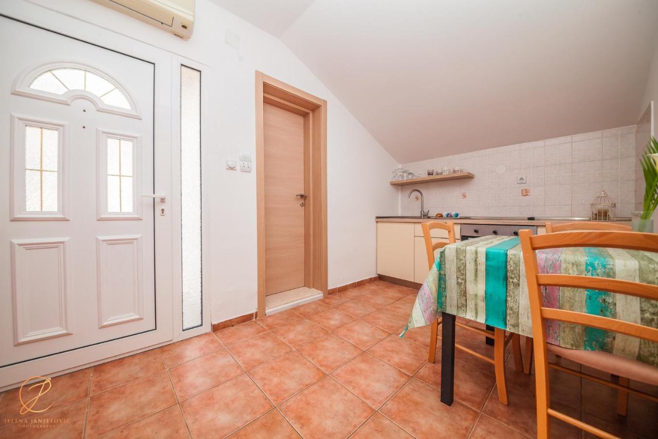 הרצג-נובי Apartments Batricevic מראה חיצוני תמונה