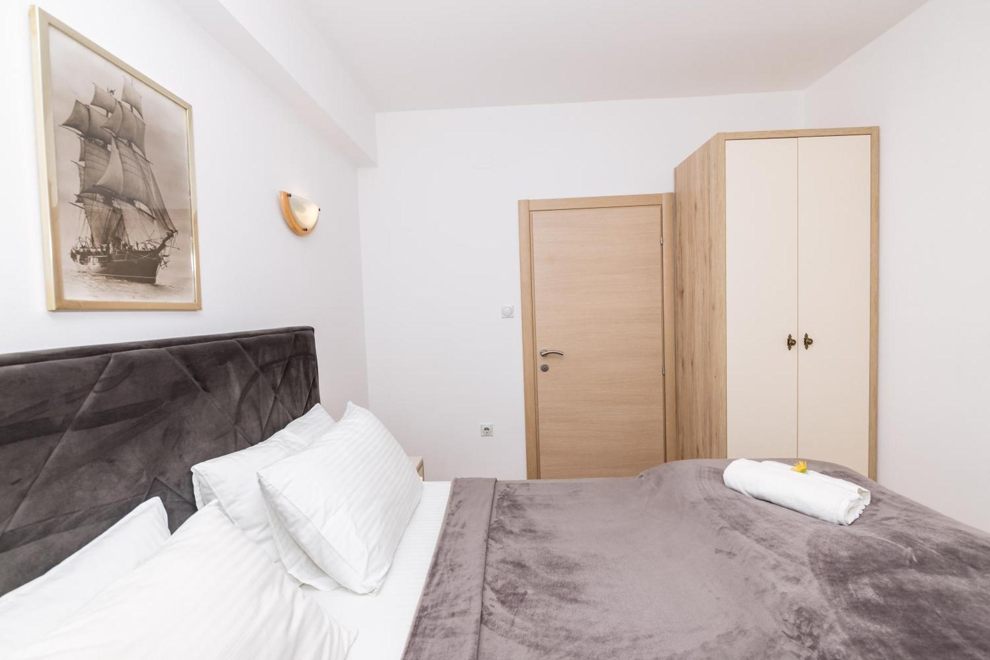 הרצג-נובי Apartments Batricevic מראה חיצוני תמונה