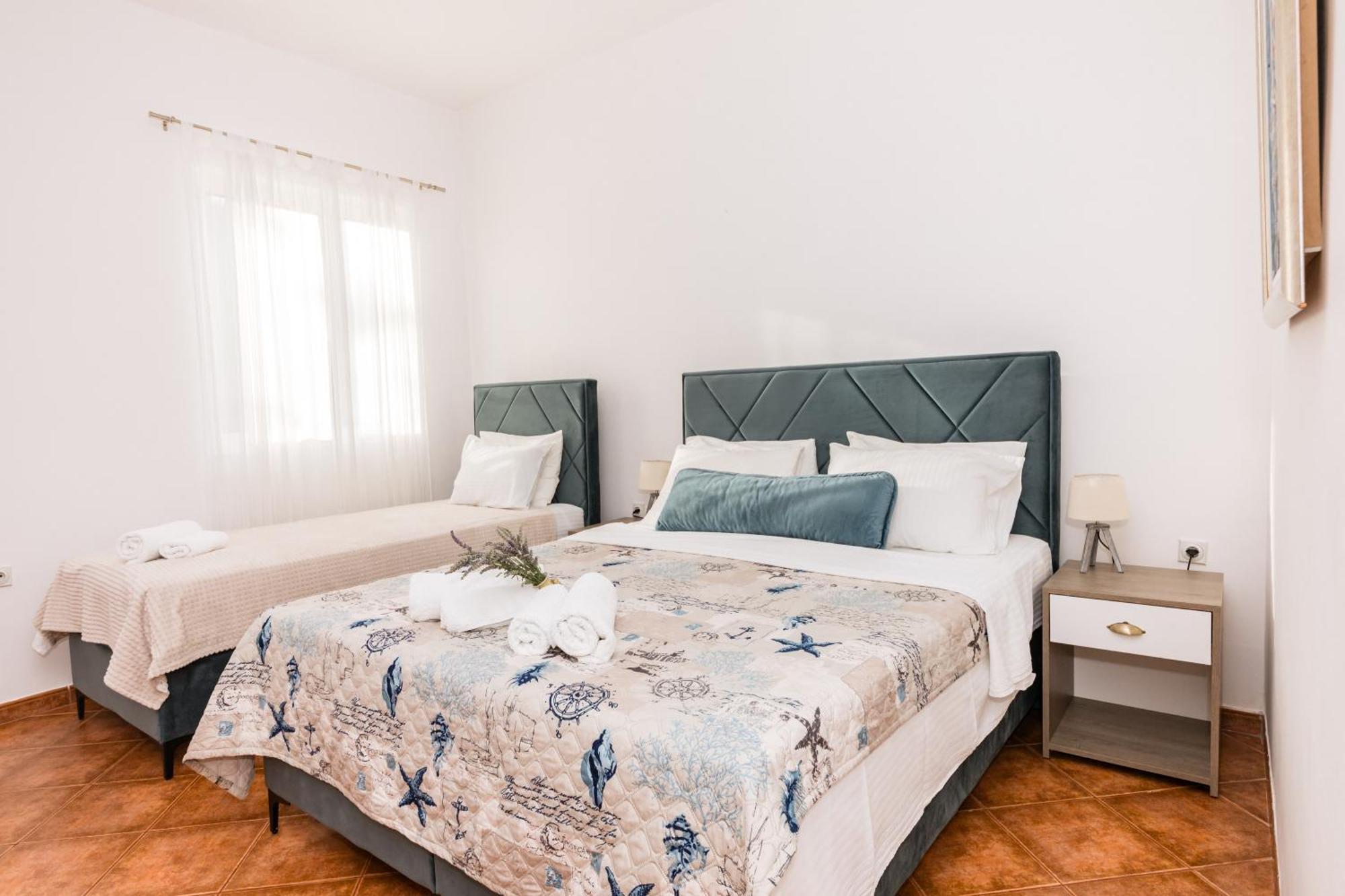 הרצג-נובי Apartments Batricevic מראה חיצוני תמונה