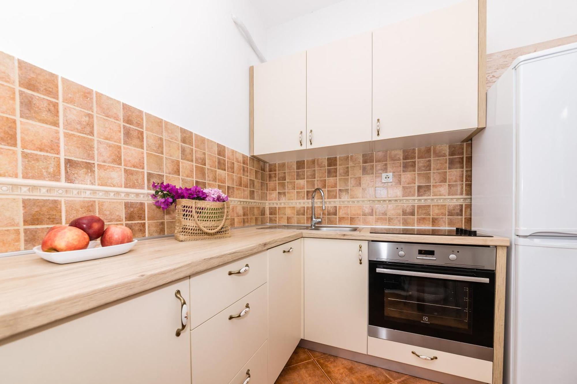 הרצג-נובי Apartments Batricevic מראה חיצוני תמונה